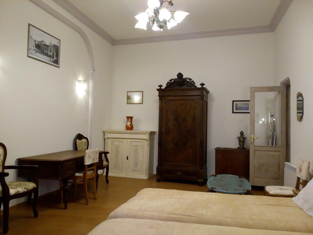 Appartement Art House Petunia à Tbilissi Extérieur photo