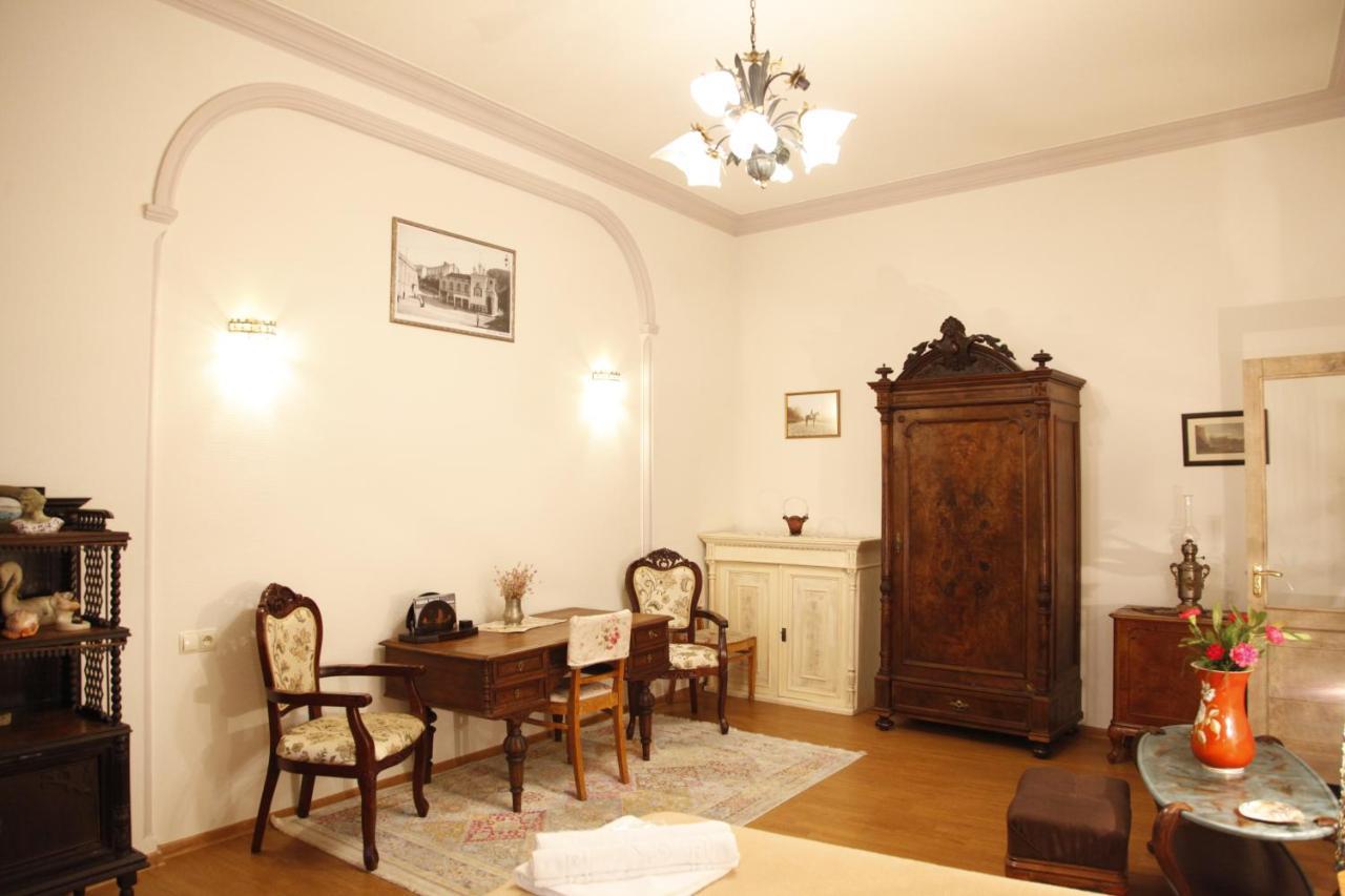 Appartement Art House Petunia à Tbilissi Extérieur photo