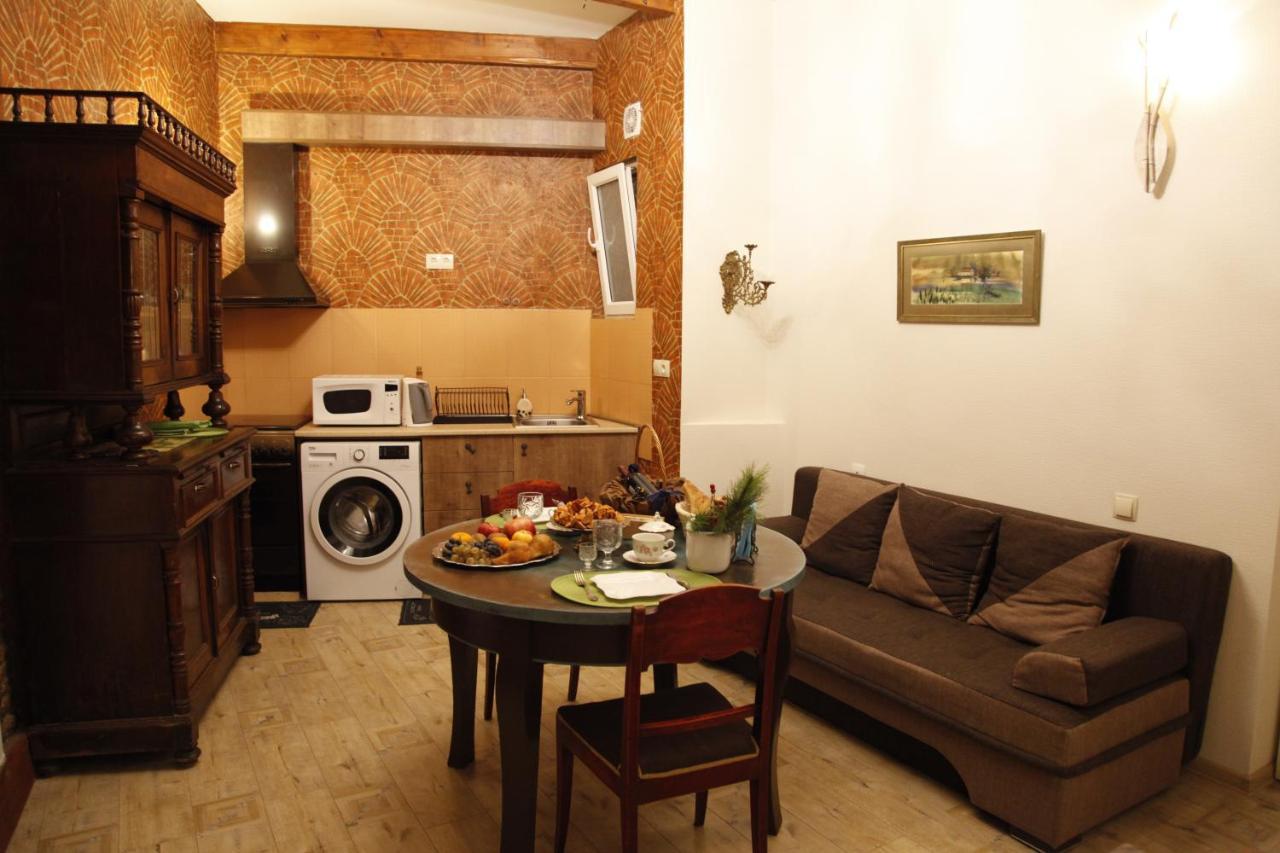 Appartement Art House Petunia à Tbilissi Extérieur photo
